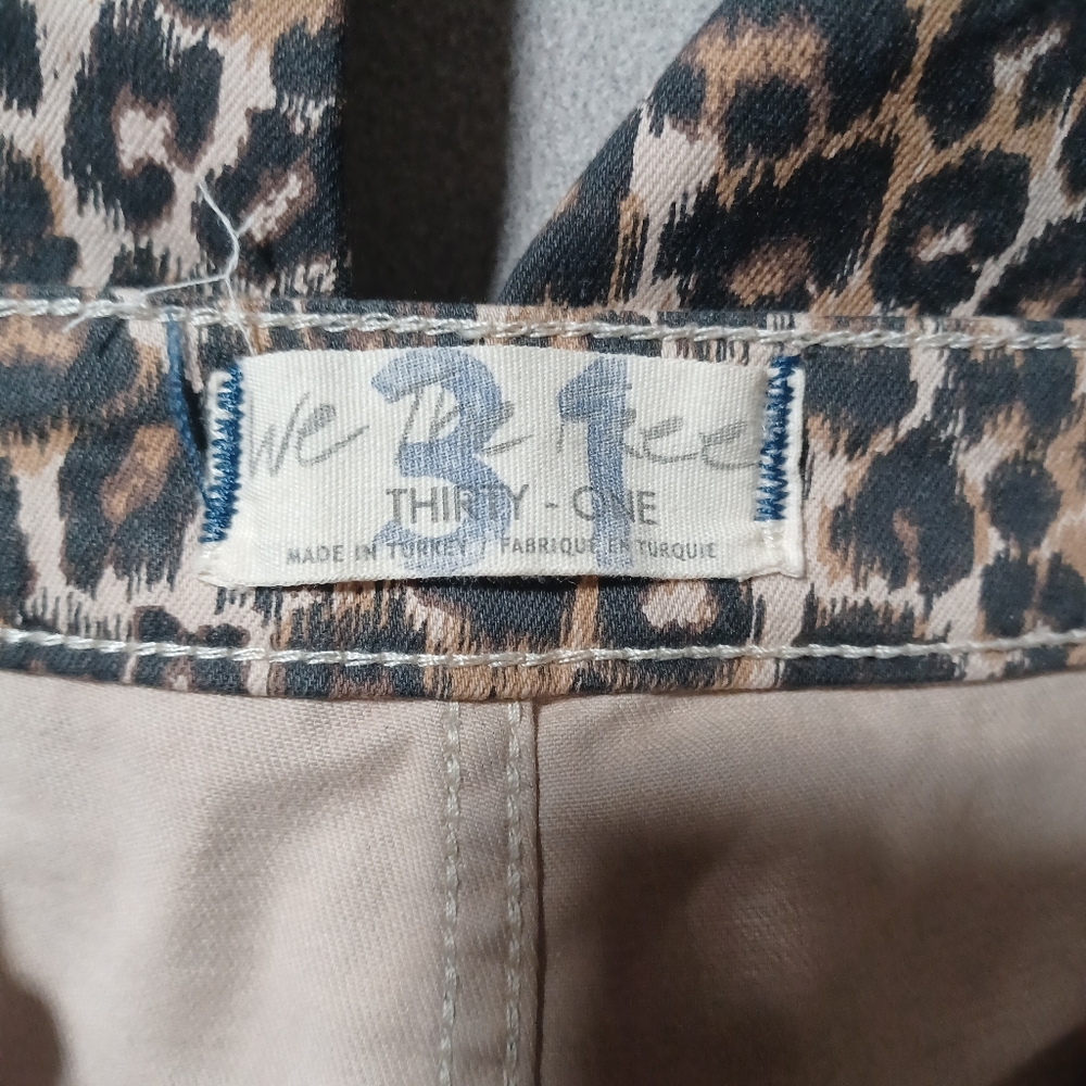 Thirty-One Leopard Print Apparel - Picture 4 of 4